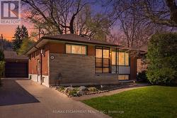 59 PURVIS DRIVE  Hamilton, ON L8S 2S5