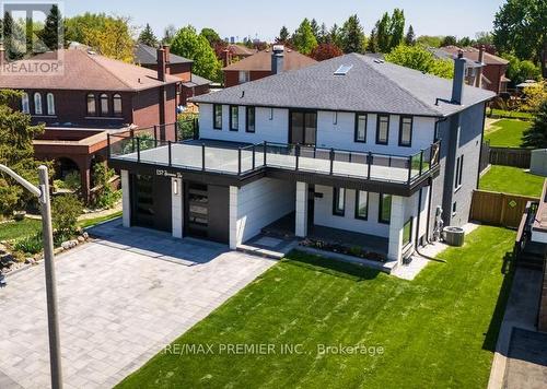 157 JEANNE DRIVE  Vaughan, ON L4L 1X8