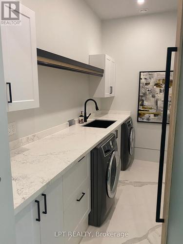 4252 Burnside Line, Severn, ON - Indoor Photo Showing Laundry Room