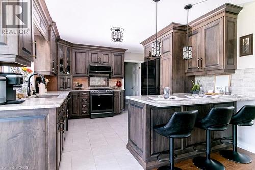 32A Haldimand Trail, Dunnville, ON - Indoor Photo Showing Kitchen With Upgraded Kitchen