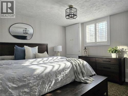 Basement Bedroom - 32A Haldimand Trail, Dunnville, ON - Indoor Photo Showing Bedroom