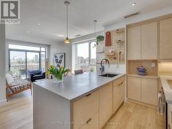 712 - 2495 DUNDAS STREET W Toronto, ON M6P 1X4