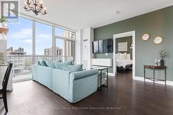 503 - 65 SPEERS ROAD Oakville, ON L6K 0J1