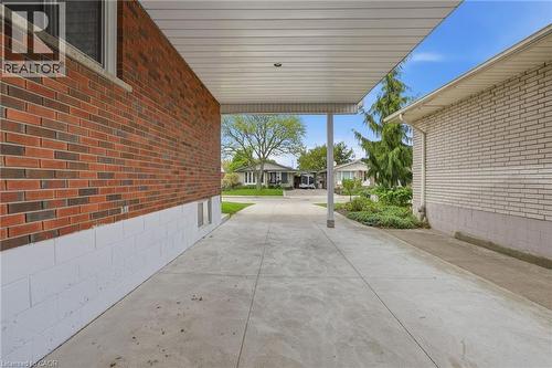 34 Beaconsfield Drive, Hamilton, ON - Outdoor With Exterior