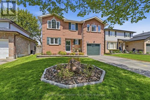18 ARRAN COURT  Clarington (Courtice), ON L1E 2E5