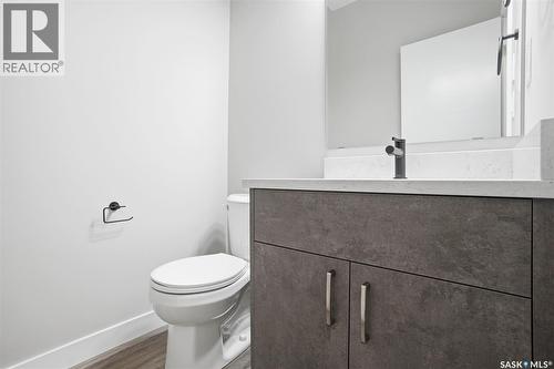 815 Brighton Boulevard, Saskatoon, SK - Indoor Photo Showing Bathroom