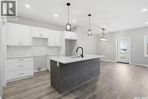 815 Brighton Boulevard, Saskatoon, SK - Indoor Photo Showing Kitchen With Upgraded Kitchen