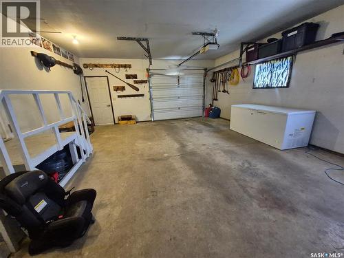 10 Yandeau Crescent, Radville, SK - Indoor Photo Showing Garage