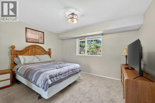 1641 17 Street Se, Salmon Arm, BC - Indoor Photo Showing Bedroom