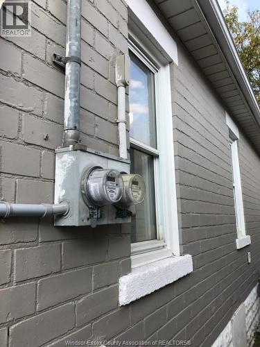 953 Henry Ford, Windsor, ON - Outdoor With Exterior