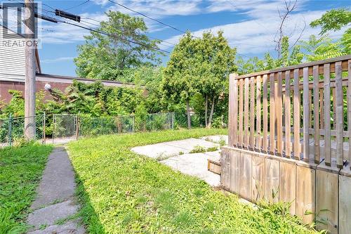 953 Henry Ford, Windsor, ON - Outdoor