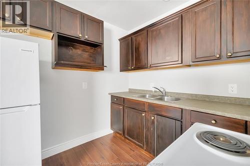 953 Henry Ford, Windsor, ON - Indoor Photo Showing Kitchen With Double Sink