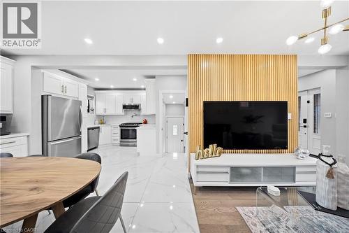 Living area featuring recessed lighting - 273 Stinson Crescent, Hamilton, ON - Indoor