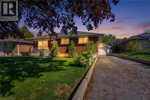 240 ELLIOTT Street  Cambridge, ON N1R 2K9