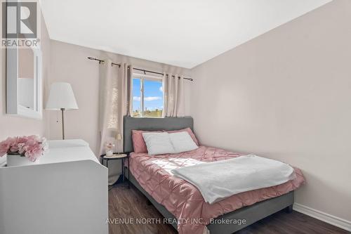 494 Sandhamn Private, Ottawa, ON - Indoor Photo Showing Bedroom