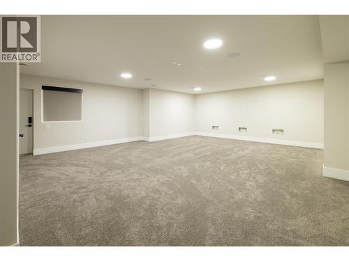 605 Clifton Court, Kelowna, BC - Indoor