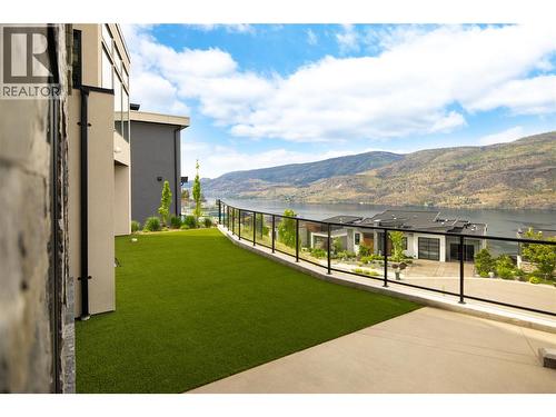 605 Clifton Court, Kelowna, BC - Outdoor With Body Of Water With View