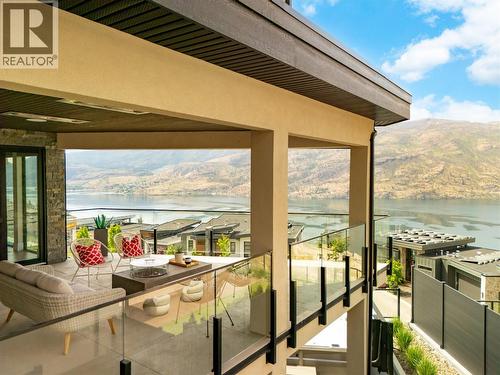 605 Clifton Court, Kelowna, BC - Outdoor With Body Of Water With View With Exterior