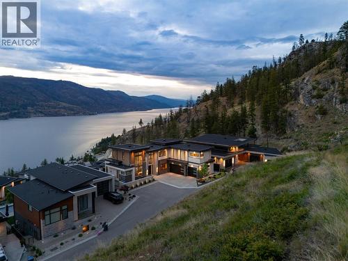 605 Clifton Court, Kelowna, BC - Outdoor With Body Of Water With View