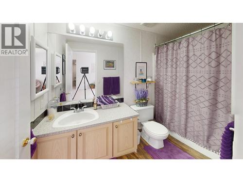 1302 Mountain Ash Road, Quesnel, BC - Indoor Photo Showing Bathroom