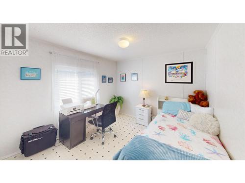 1302 Mountain Ash Road, Quesnel, BC - Indoor Photo Showing Bedroom