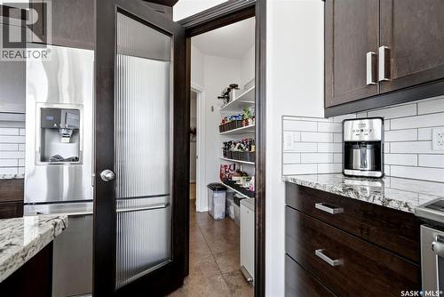 141 Oxbow Crescent, Regina, SK - Indoor Photo Showing Kitchen