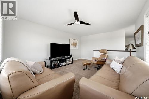 141 Oxbow Crescent, Regina, SK - Indoor Photo Showing Living Room