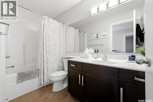 141 Oxbow Crescent, Regina, SK - Indoor Photo Showing Bathroom