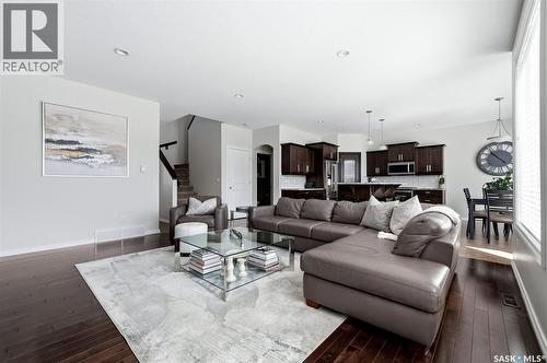 141 Oxbow Crescent, Regina, SK - Indoor Photo Showing Living Room
