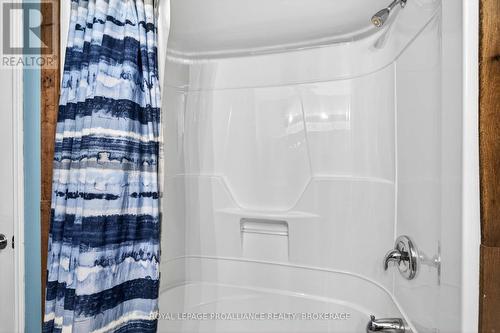 15268 County Road 21, Brighton, ON - Indoor Photo Showing Bathroom