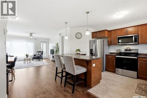 610 110 Shillington Crescent, Saskatoon, SK - Indoor Photo Showing Kitchen With Stainless Steel Kitchen