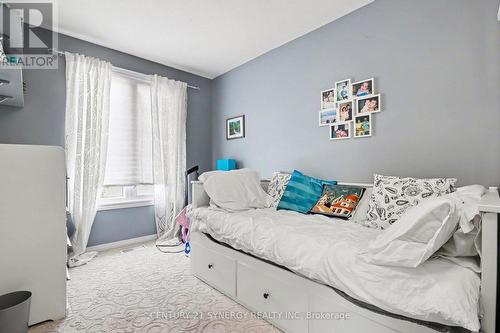 277 Mceachern Crescent, Ottawa, ON - Indoor Photo Showing Bedroom