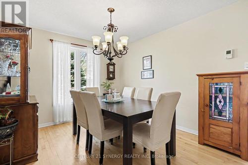 277 Mceachern Crescent, Ottawa, ON - Indoor Photo Showing Dining Room