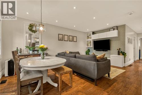 1396 Niels Avenue, Burlington, ON - Indoor