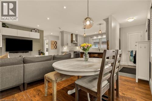 1396 Niels Avenue, Burlington, ON - Indoor