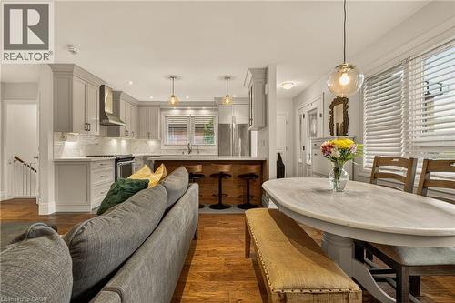 1396 Niels Avenue, Burlington, ON - Indoor Photo Showing Dining Room