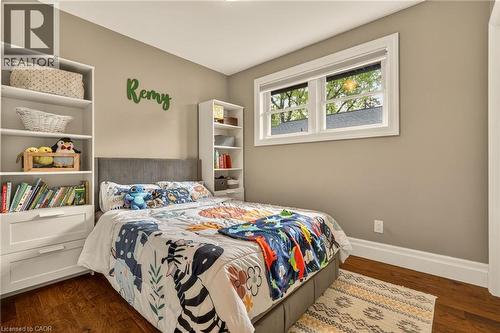 1396 Niels Avenue, Burlington, ON - Indoor Photo Showing Bedroom