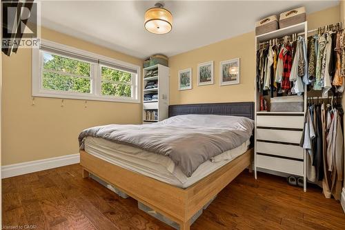 1396 Niels Avenue, Burlington, ON - Indoor Photo Showing Bedroom
