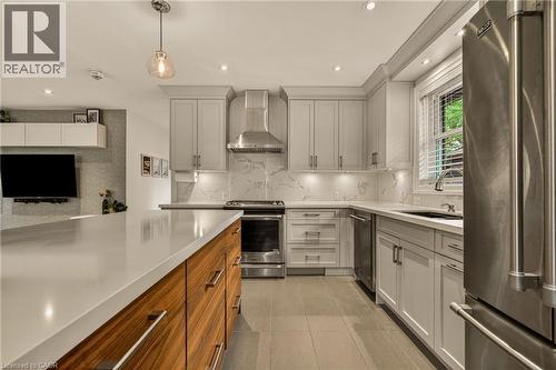 1396 Niels Avenue, Burlington, ON - Indoor Photo Showing Kitchen With Upgraded Kitchen