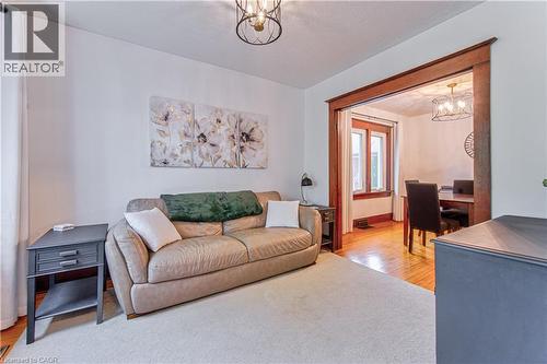 156 Glasgow Street, Kitchener, ON - Indoor Photo Showing Living Room