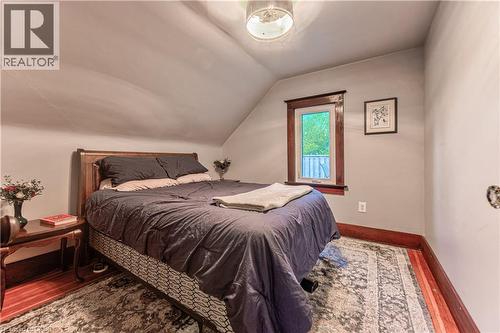 156 Glasgow Street, Kitchener, ON - Indoor Photo Showing Bedroom