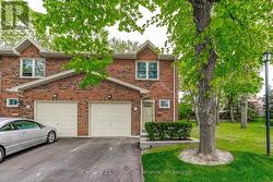 54 - 1951 RATHBURN ROAD E  Mississauga, ON L4W 2N9