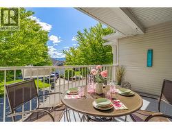East facing sundeck off of Eat-in kitchen - 
