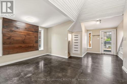 192 Catharine Street, Hamilton, ON - Indoor Photo Showing Other Room