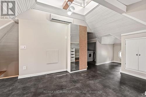192 Catharine Street, Hamilton, ON - Indoor Photo Showing Other Room