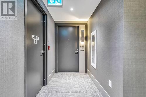 401 - 2916 Highway 7, Vaughan, ON 