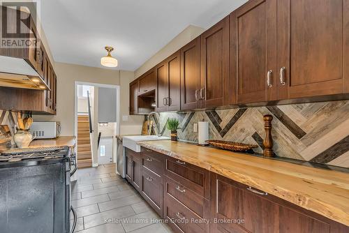 119 - 49 Rhonda Road, Guelph (Willow West/Sugarbush/West Acres), ON - Indoor Photo Showing Kitchen