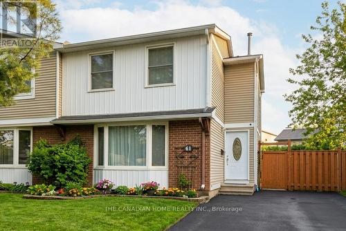 61 EXETER DRIVE  Ottawa, ON K2J 1V6