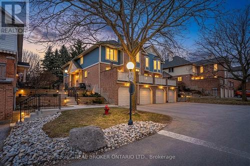 11 - 941 GORDON STREET  Guelph, ON N1G 4R9