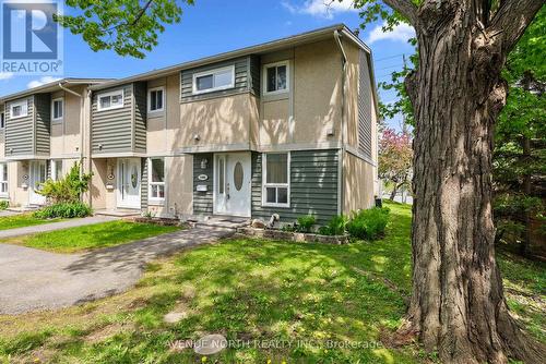 1408 BALLARD CRESCENT  Ottawa, ON K1B 4Y0
